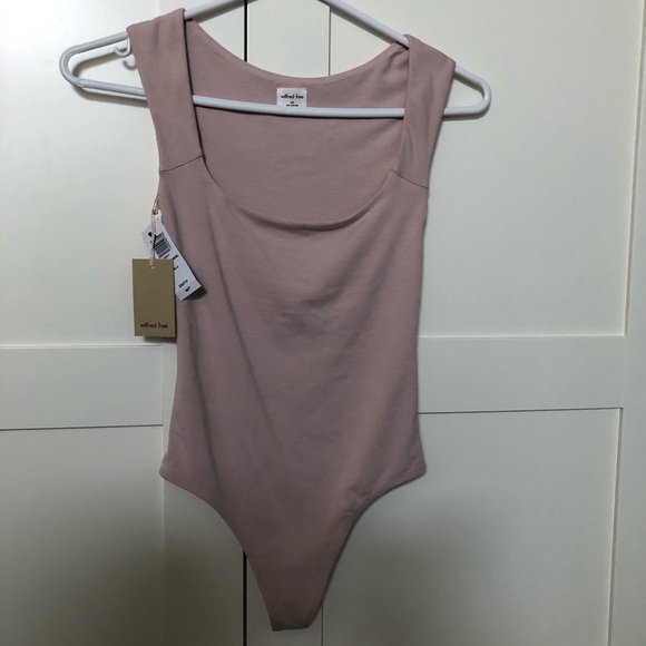 Aritzia Retrograde Bodysuit in Camille NWT - Picture 3 of 3
